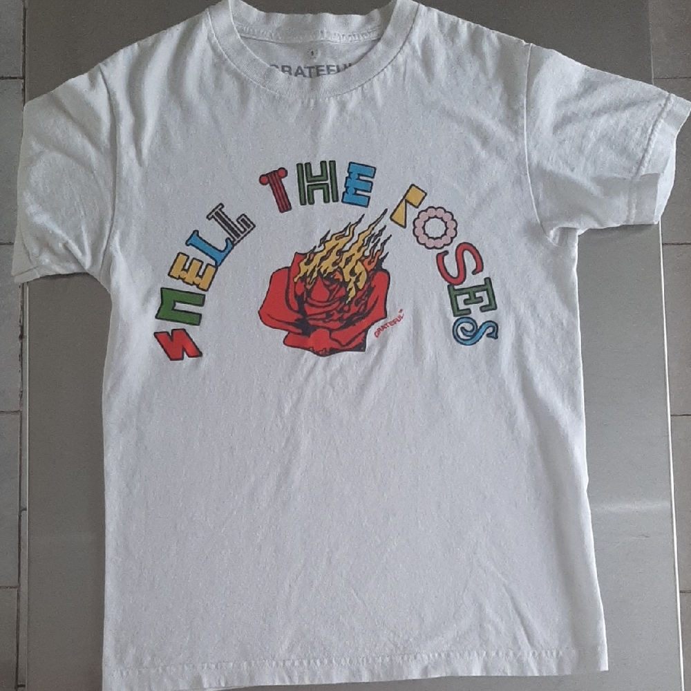 Grateful VINTAGE Smell The🌹Roses🌹 Tee Size S